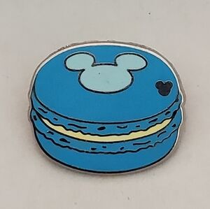Disney Pin Trading Mickey Mouse Blue Macarons Food Collection Hidden Mickey Pin